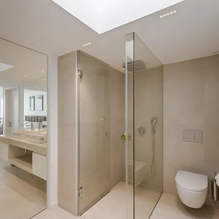 Apartamento Aquasuites Luxury Penthouse A02 *