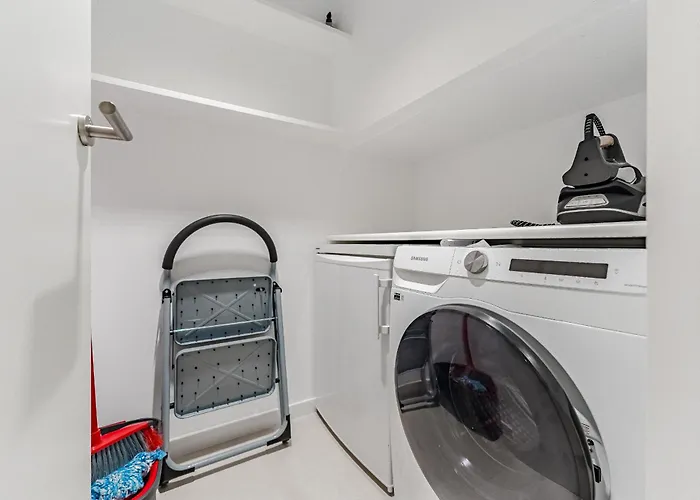 Aquasuites Luxury Penthouse A02